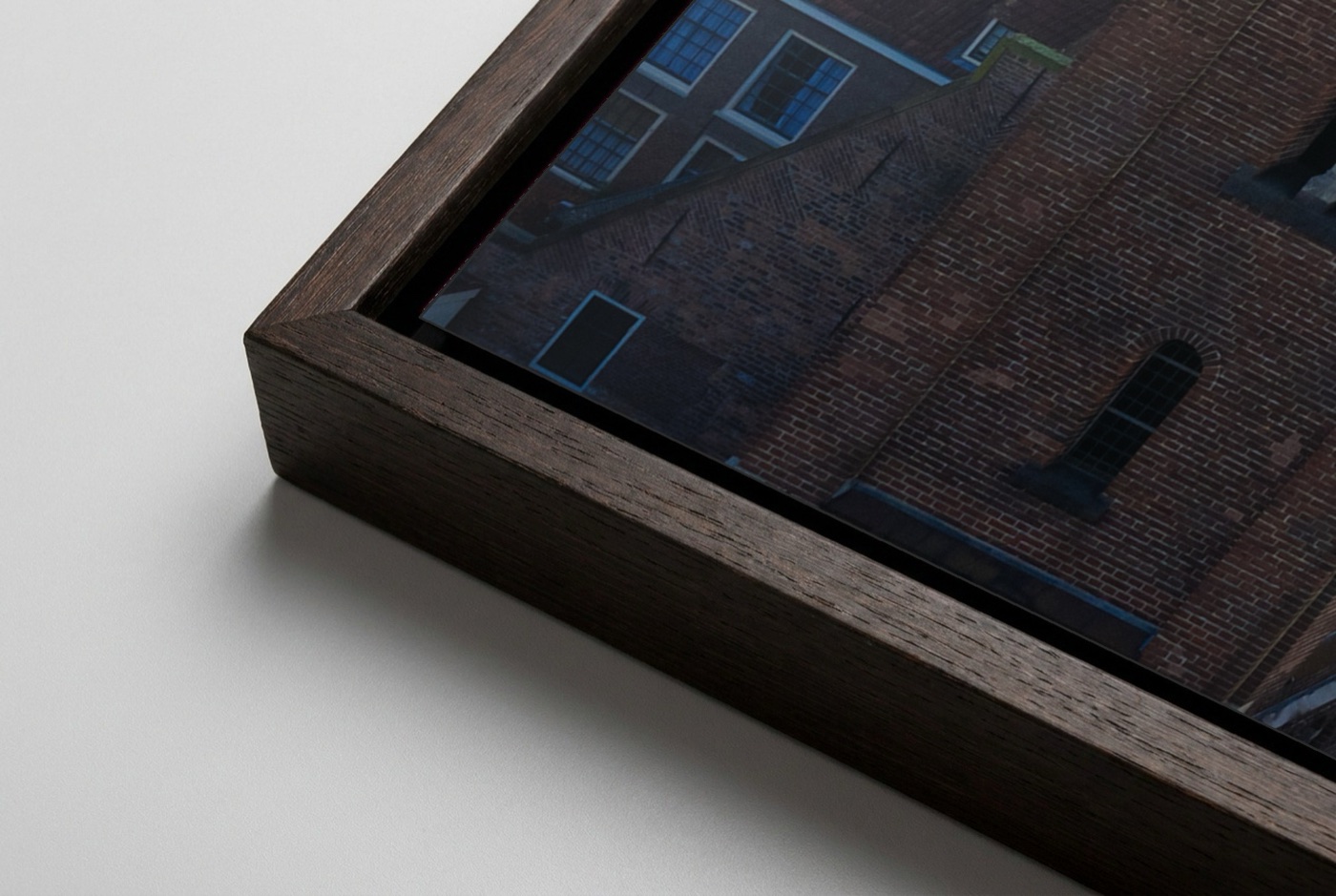 Detail van de houten baklijst